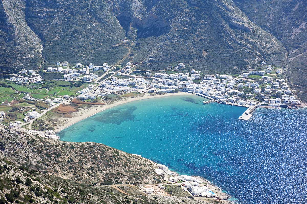 Taxi transfers from Sifnos port
